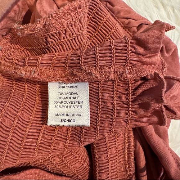 Rust Smocked Crop Cami Top Women’s Small Adjustable Straps Ruffle Hem Boho - Picture 3 of 4